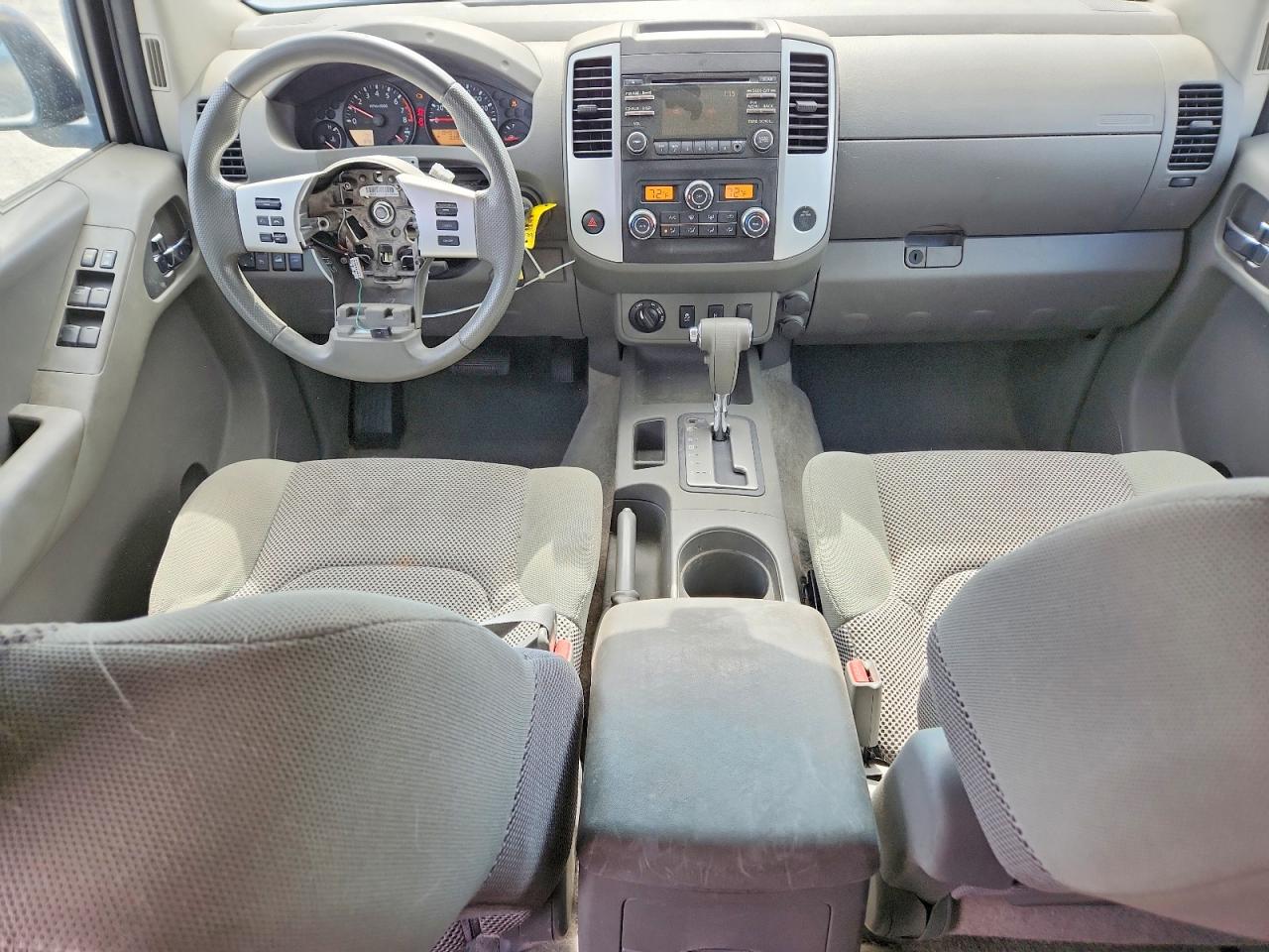 2013 NISSAN FRONTIER