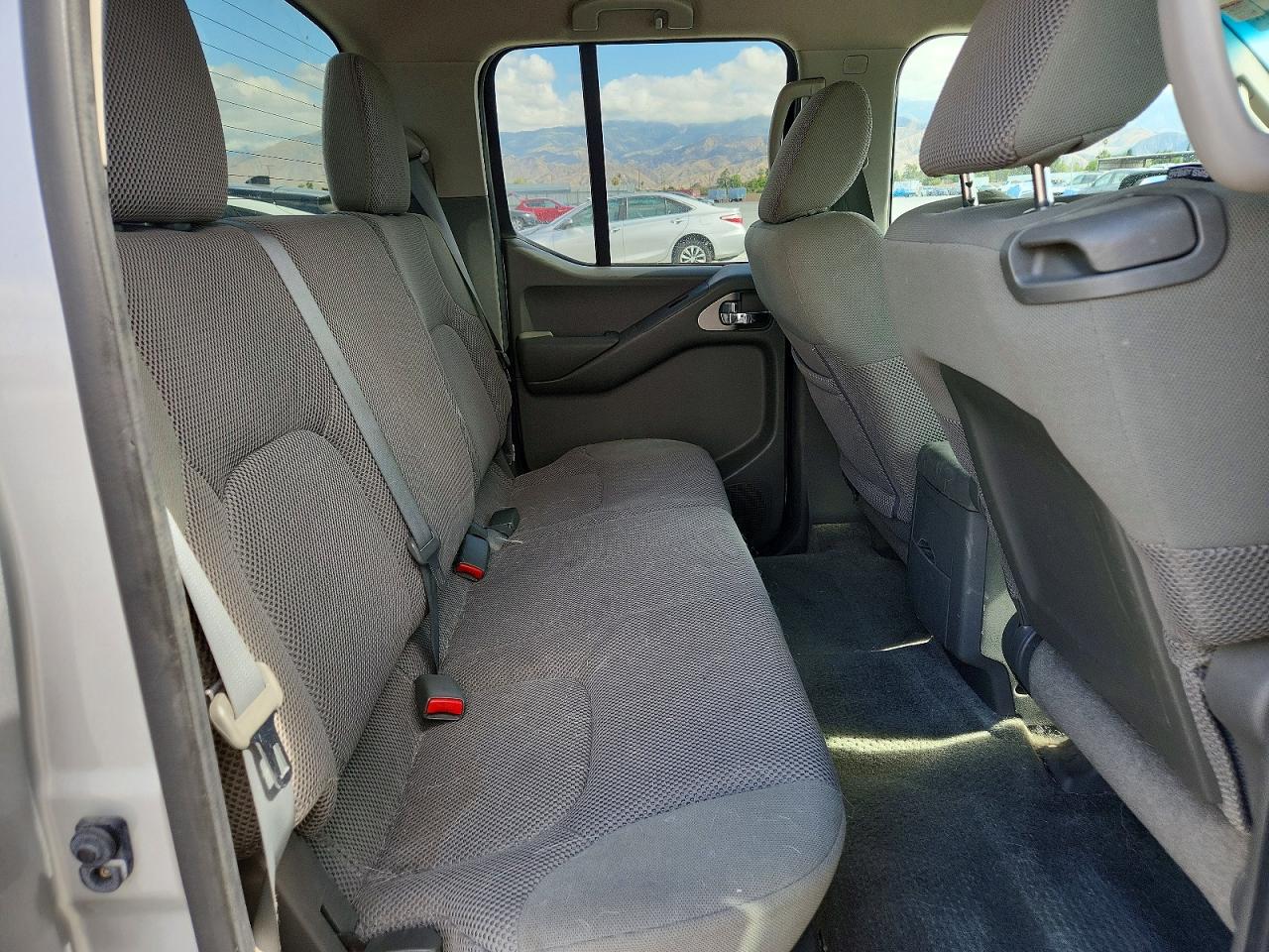 2013 NISSAN FRONTIER
