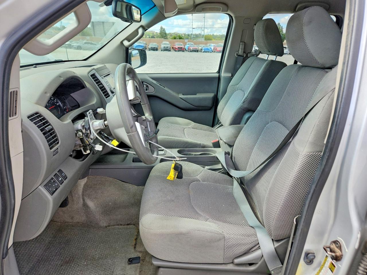 2013 NISSAN FRONTIER
