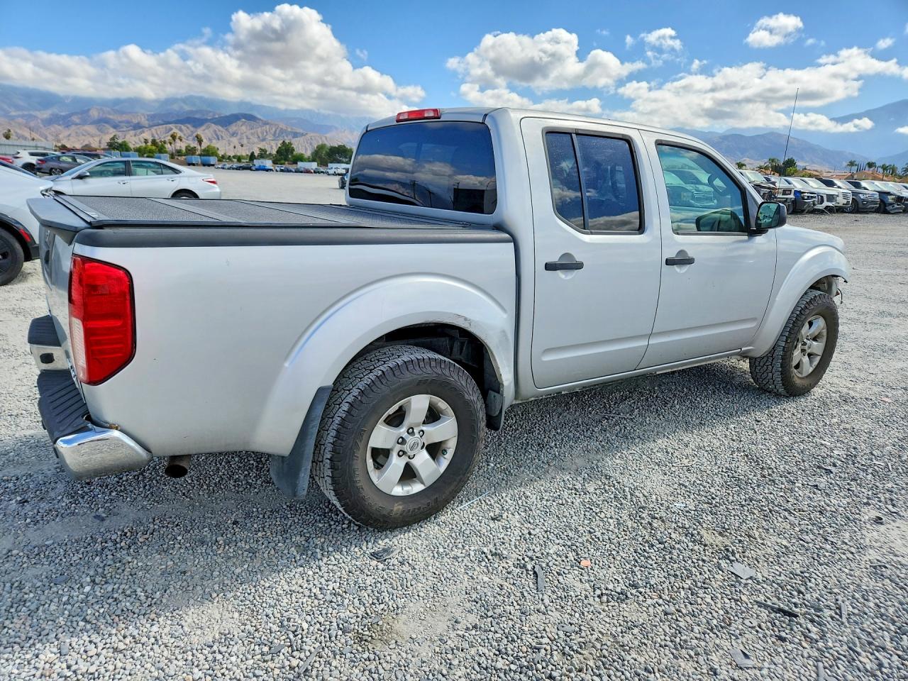 2013 NISSAN FRONTIER