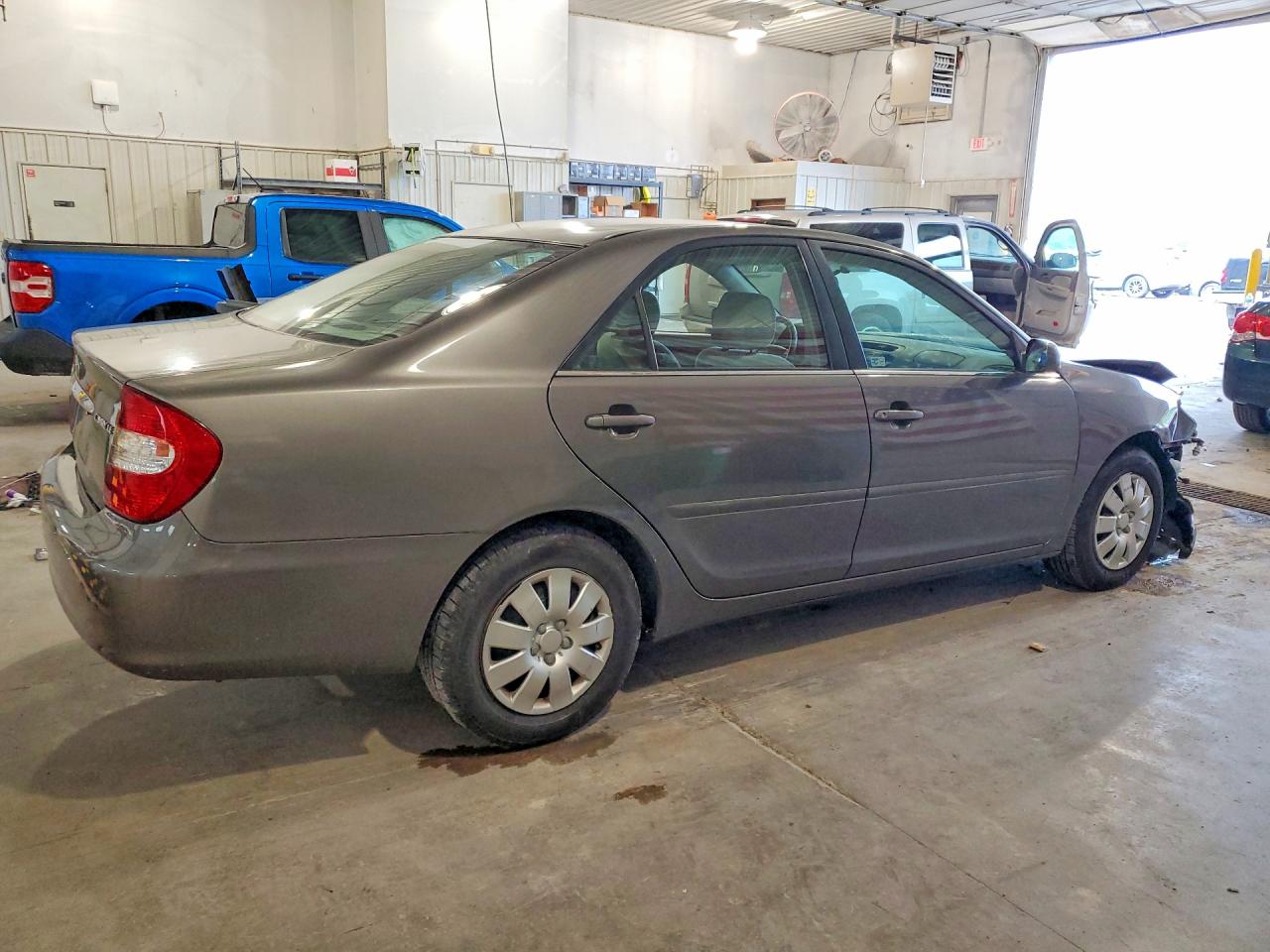 2004 TOYT CAMRY