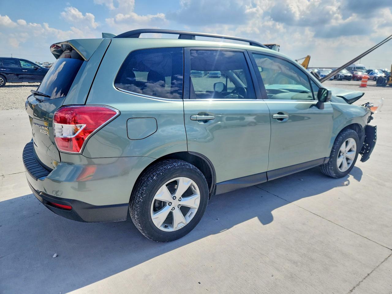 2016 SUBARU FORESTER