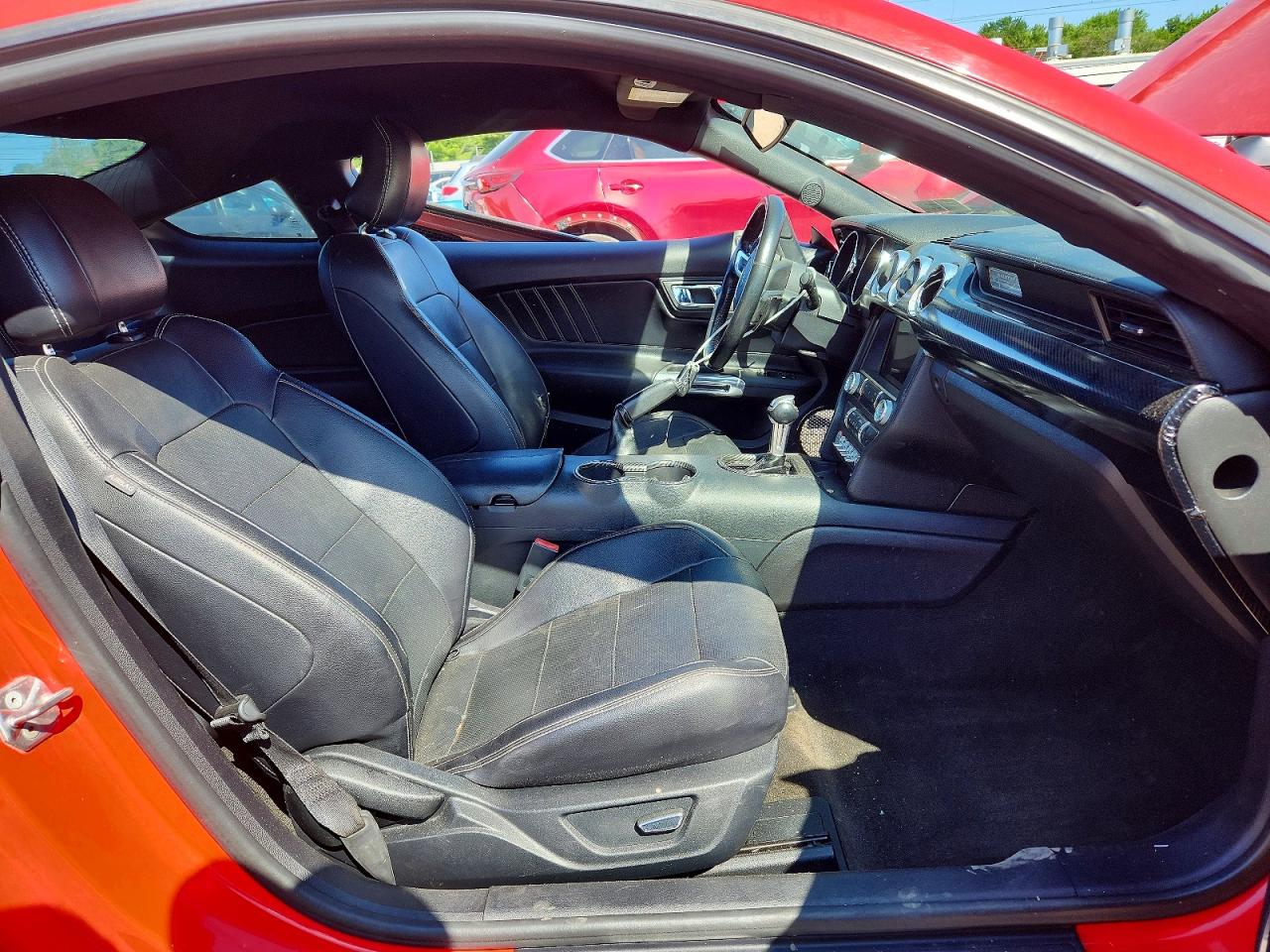 2016 FORD MUSTANG