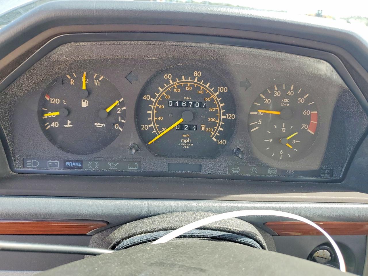 1992 MERCEDES-BENZ C-CLASS 30