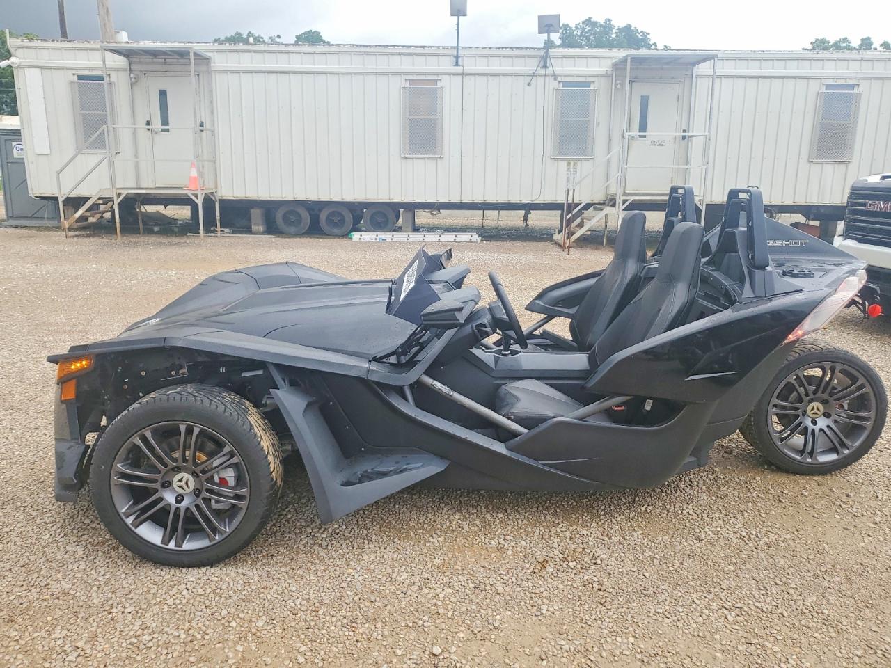 2017 POLARIS SLINGSHOT