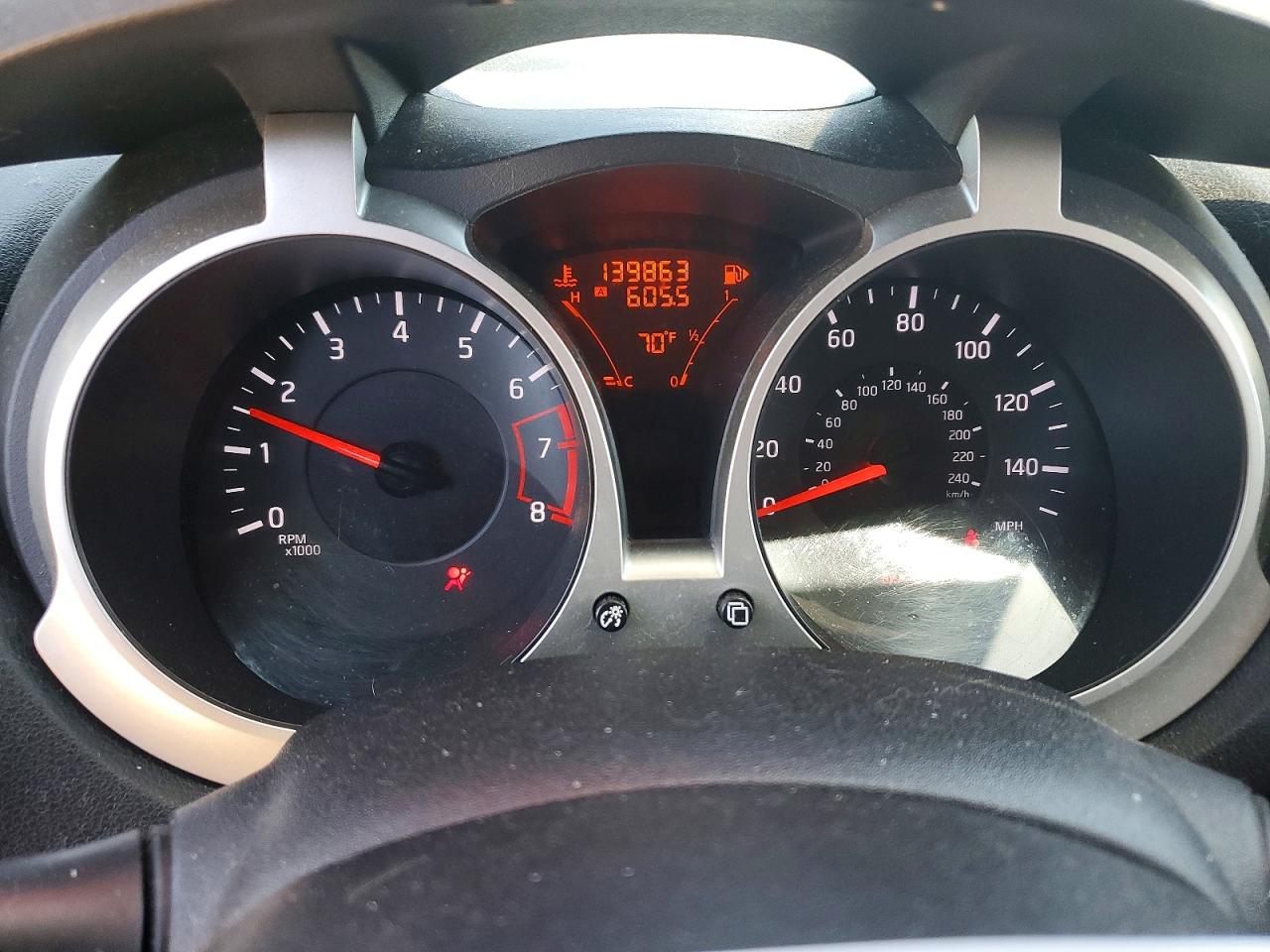 2013 NISSAN JUKE