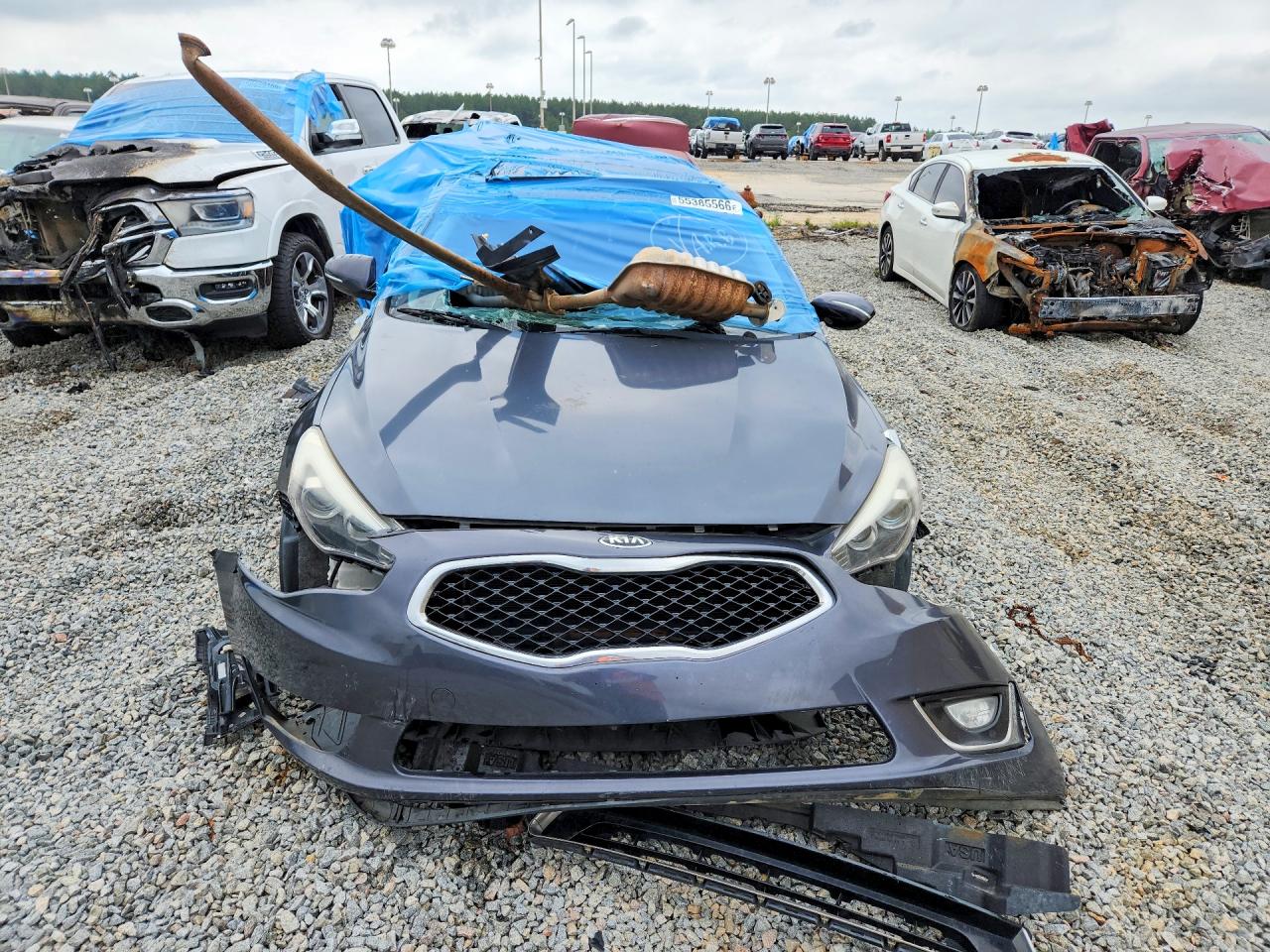 2015 KIA CADENZA