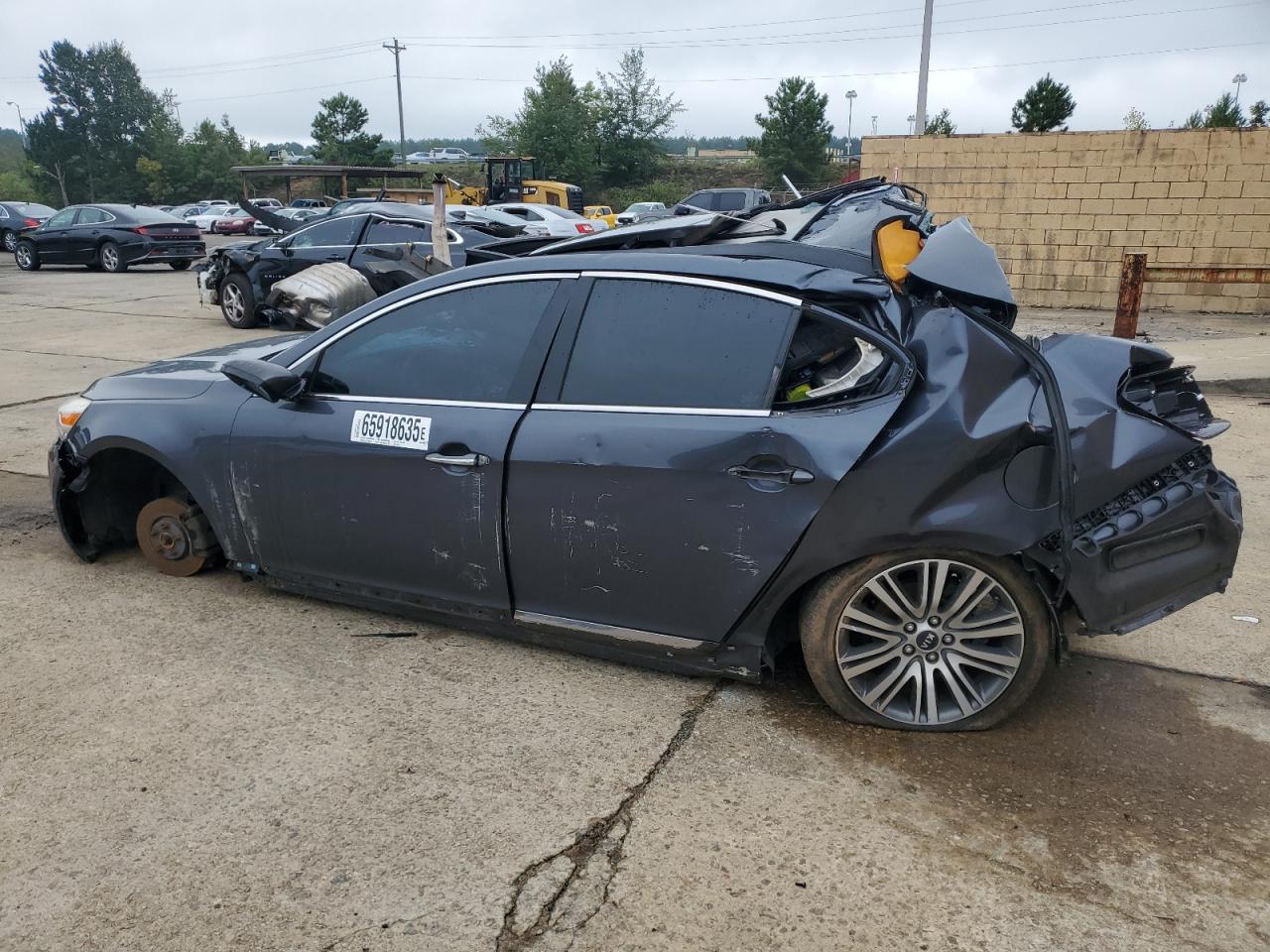 2015 KIA CADENZA