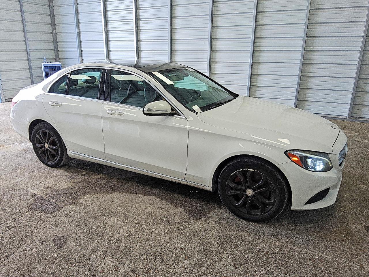 2015 MERCEDES-BENZ C-CLASS