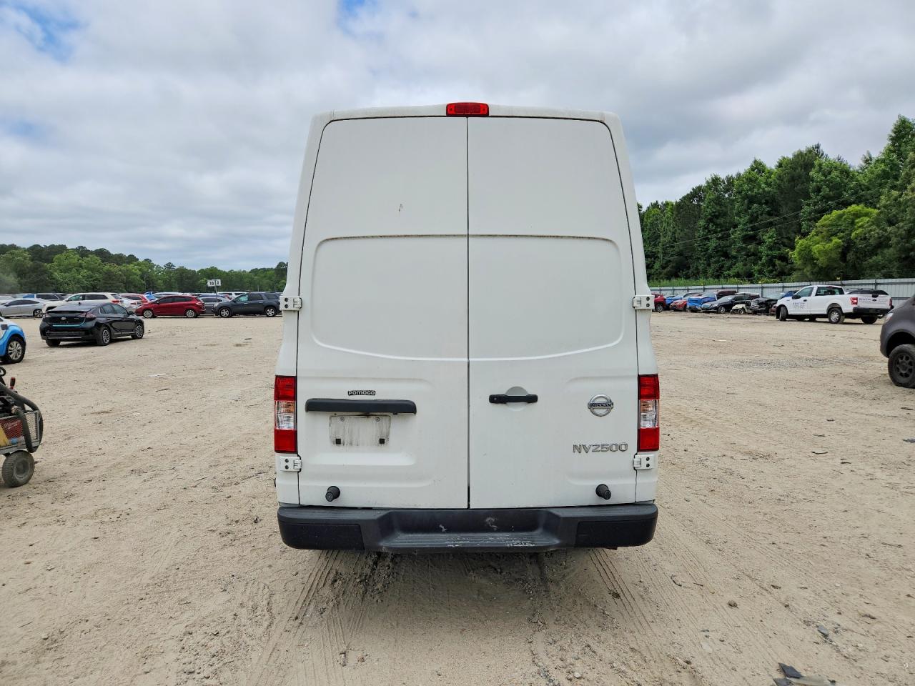 2021 NISSAN NV