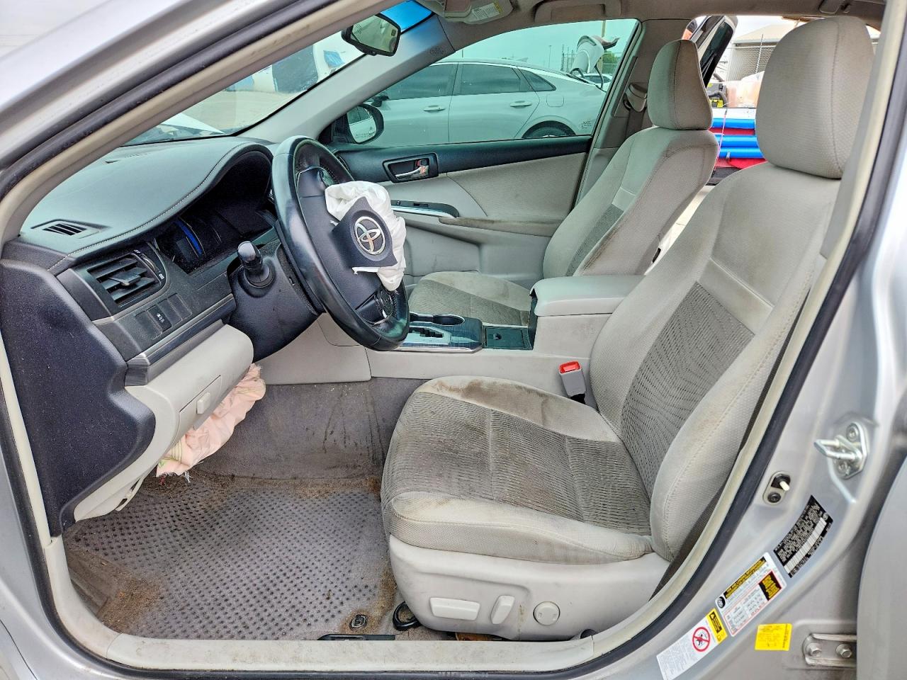 2012 TOYOTA CAMRY SOLA