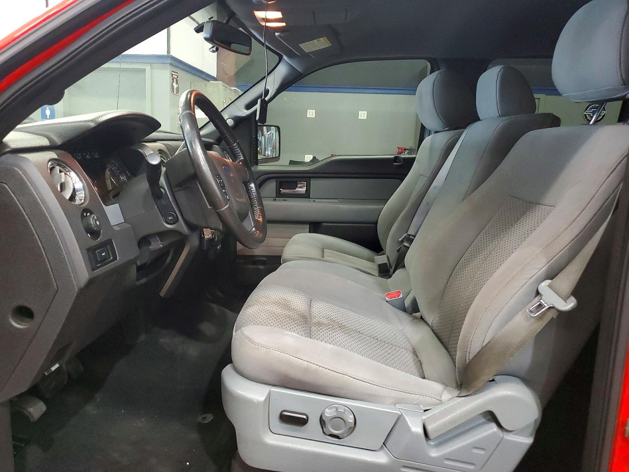 2013 FORD F150