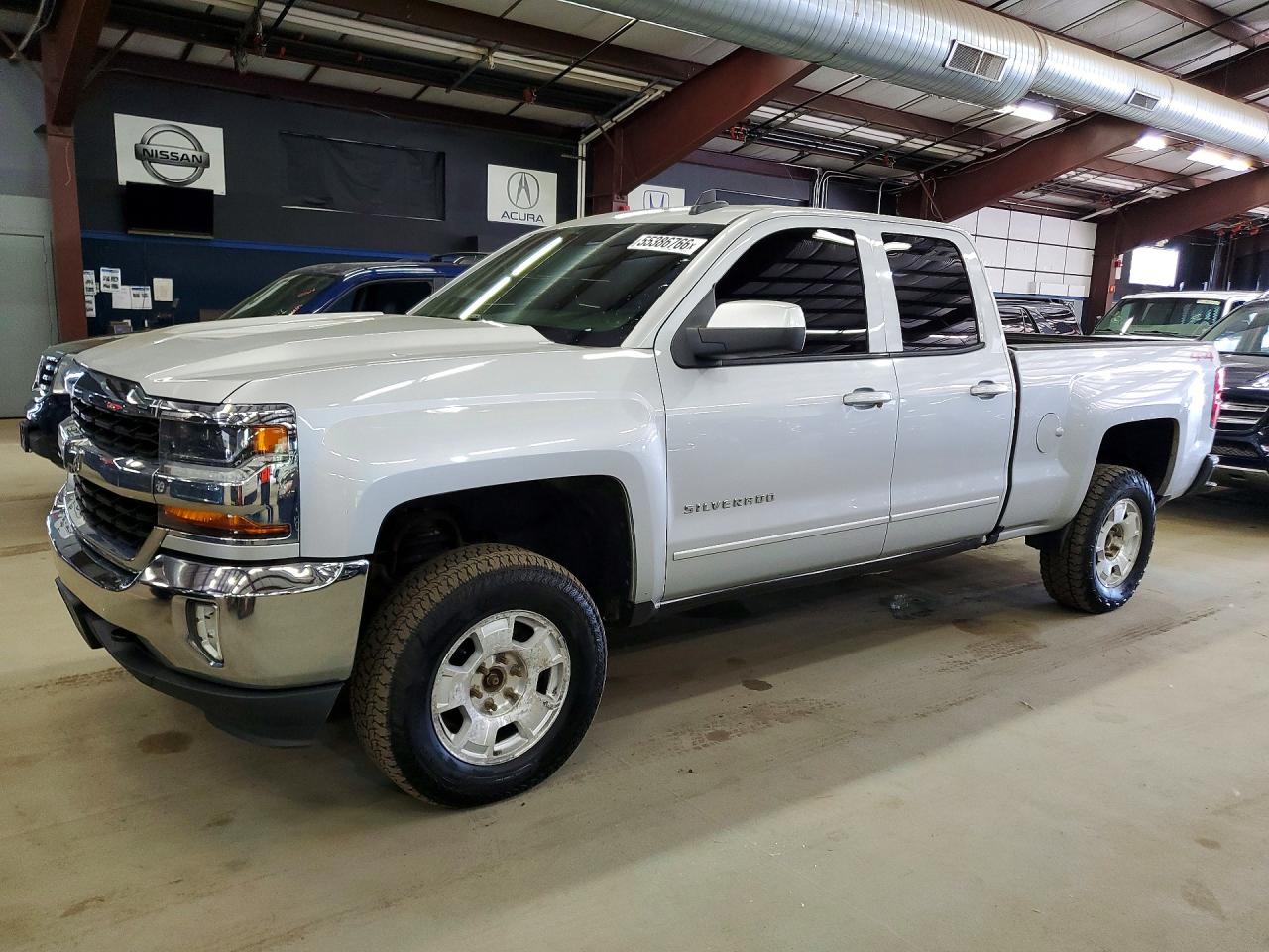 2017 CHEVROLET SILVERADO