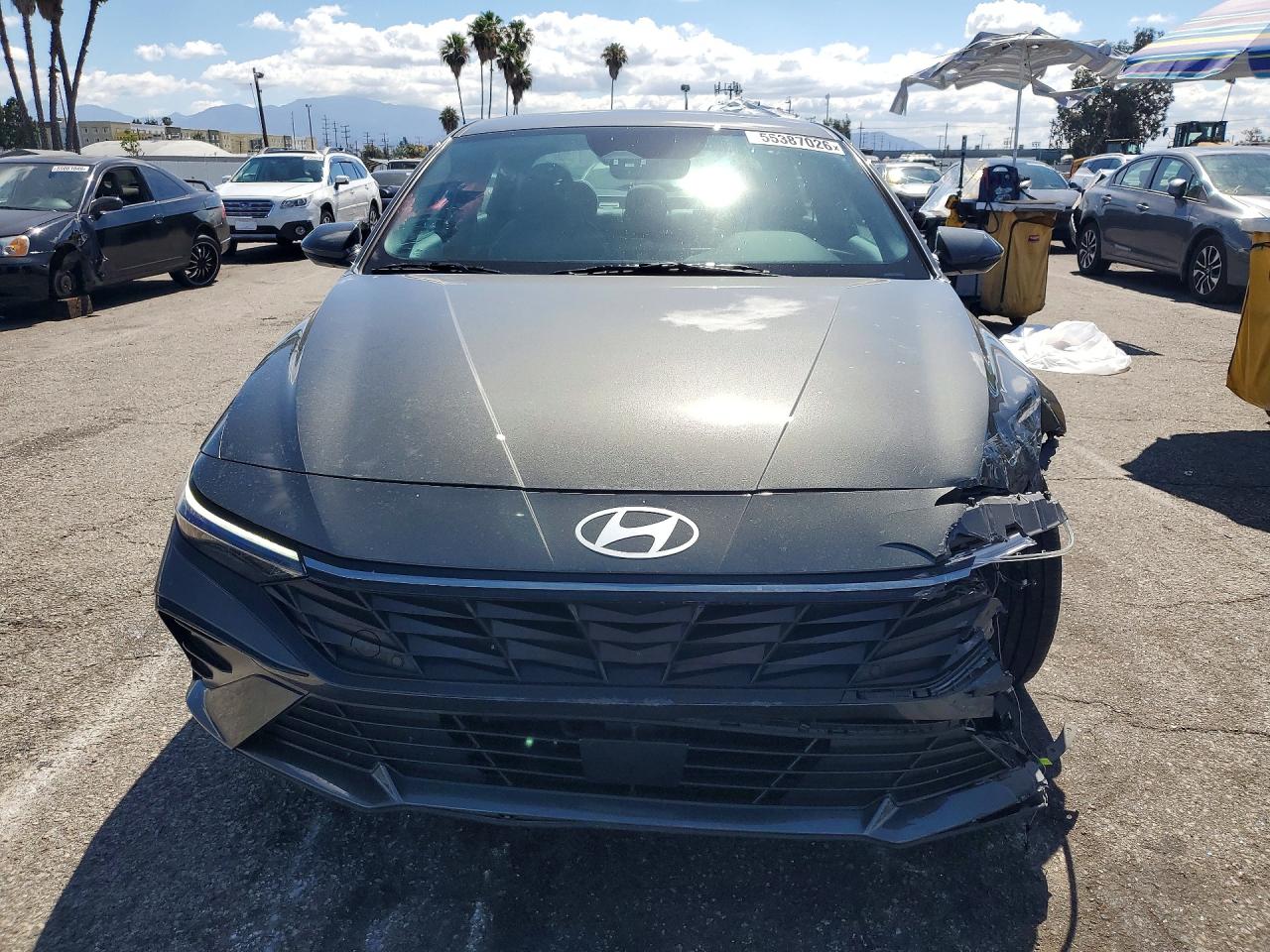 2024 HYUNDAI ELANTRA