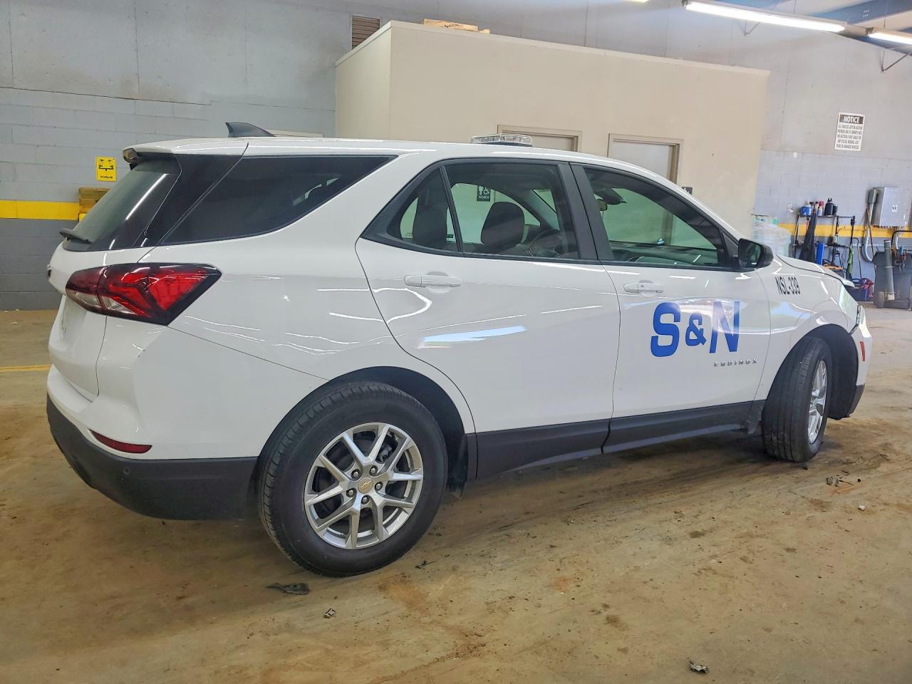 2024 CHEVROLET EQUINOX