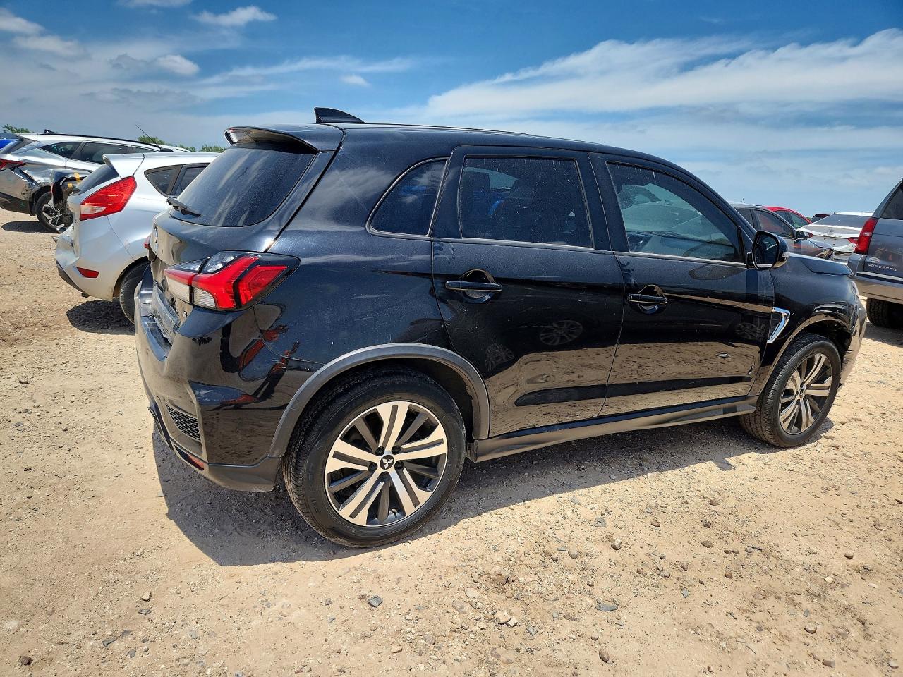 2020 MITSUBISHI OUTLANDER