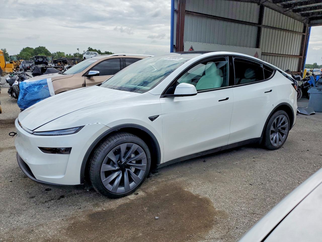2026 TESLA MODEL Y
