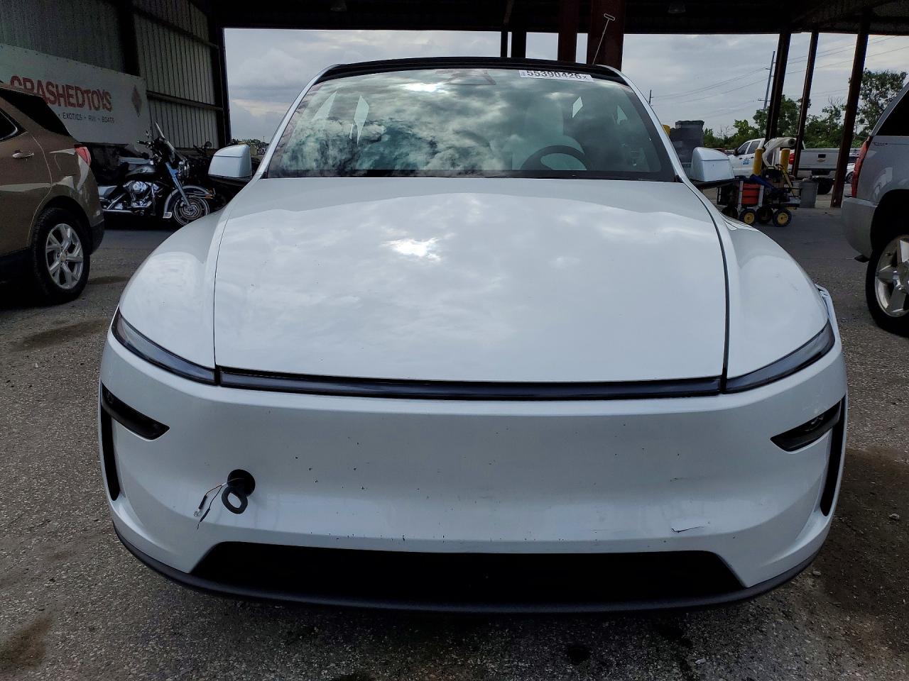 2026 TESLA MODEL Y