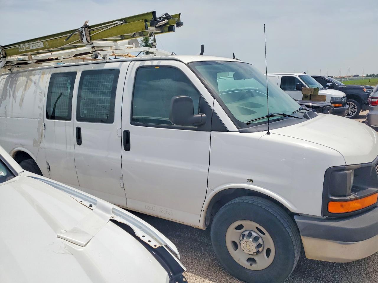 2014 CHEVROLET EXPRESS