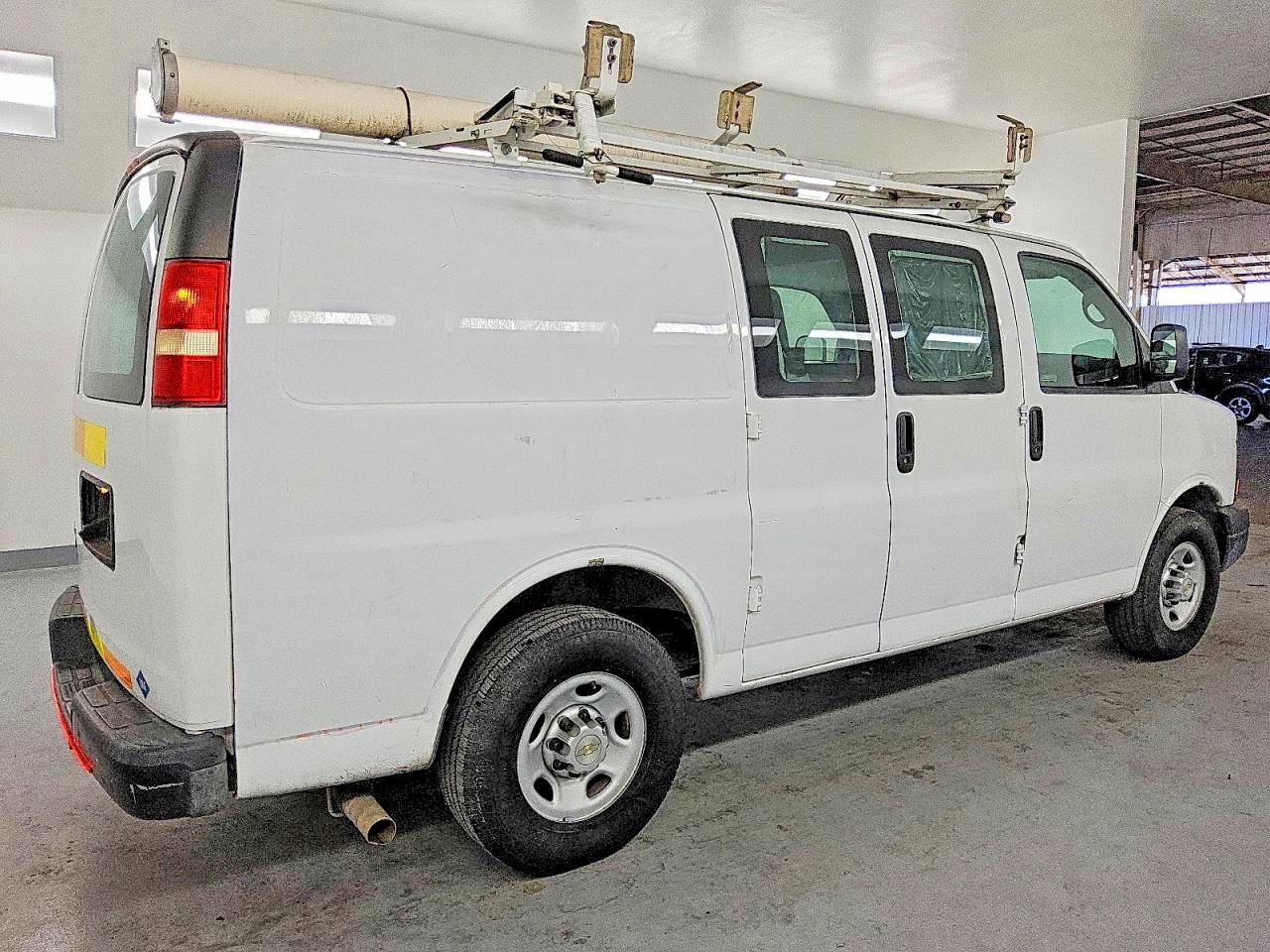 2013 CHEVROLET EXPRESS G2