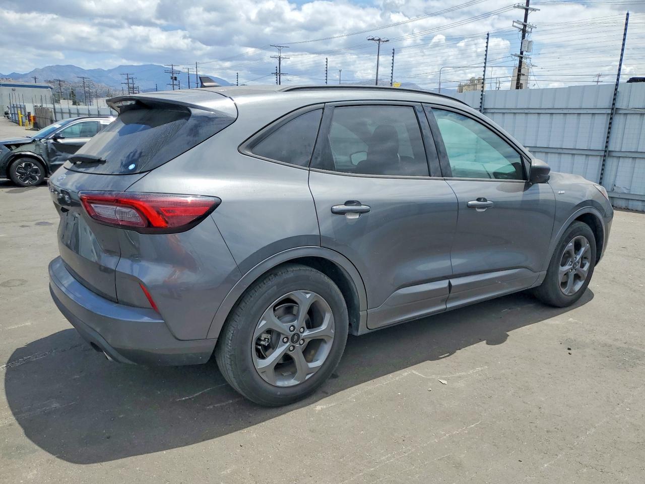 2023 FORD ESCAPE