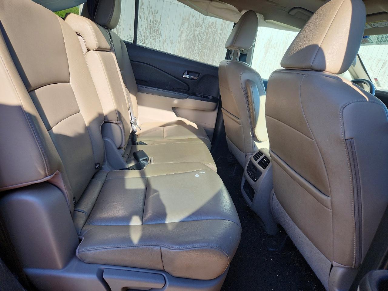 2016 HONDA PILOT