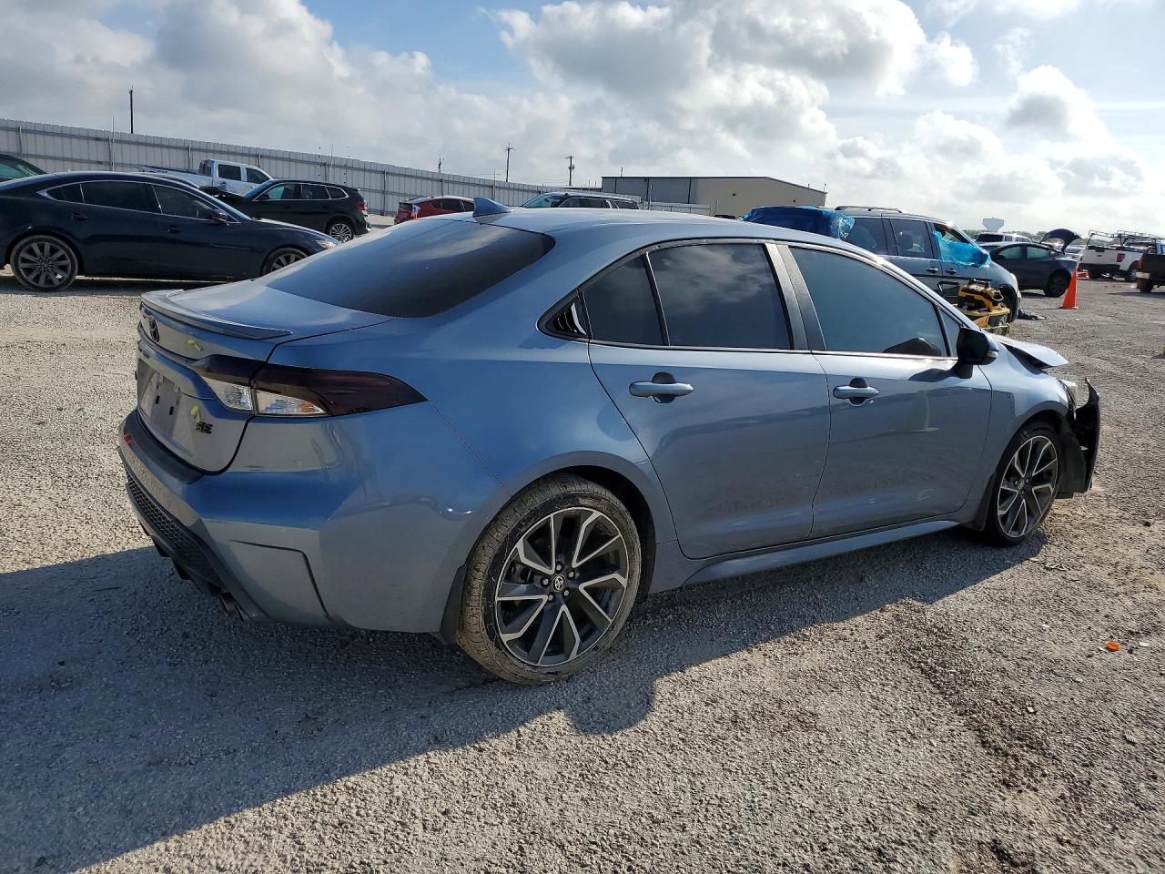 2022 TOYOTA COROLLA