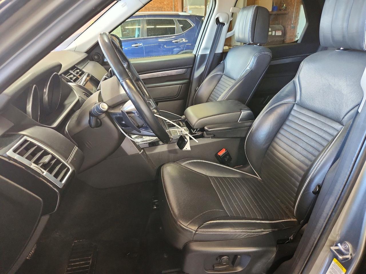 2017 LAND ROVER DISCOVERY