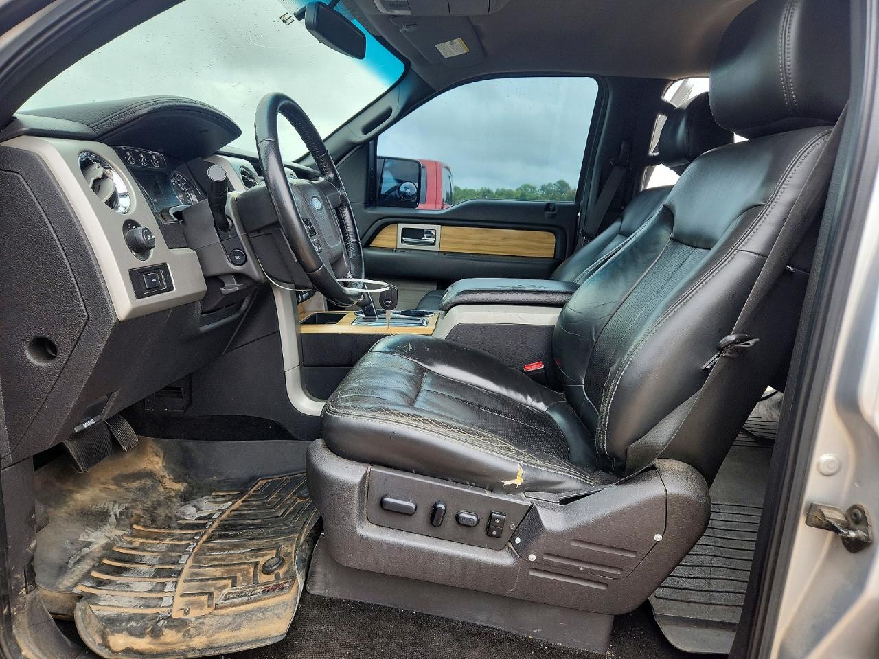 2011 FORD F150