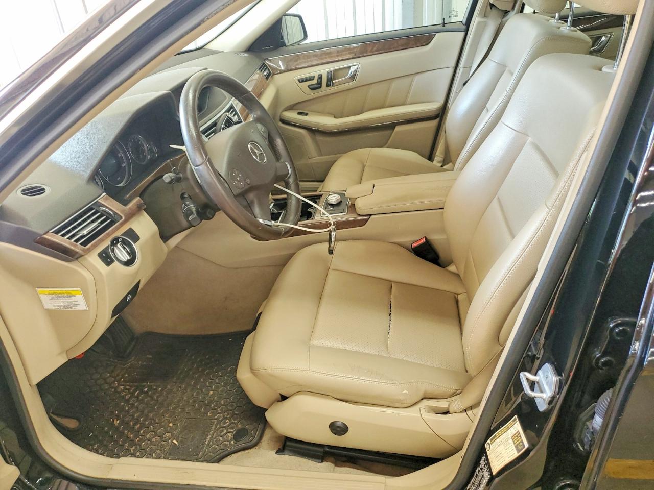 2011 MERCEDES-BENZ E-CLASS