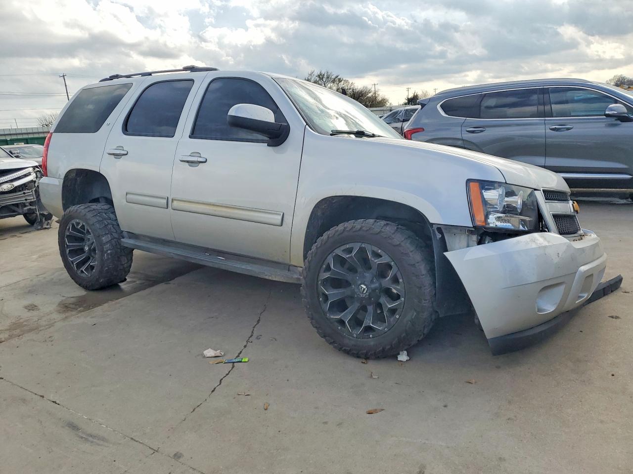 2011 CHEVROLET TAHOE