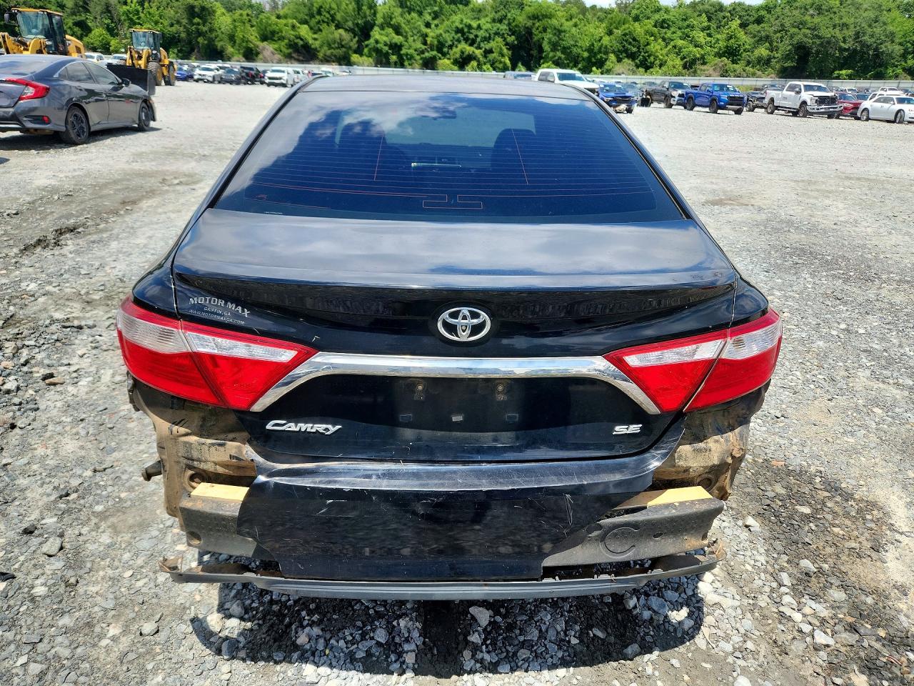 2017 TOYOTA CAMRY