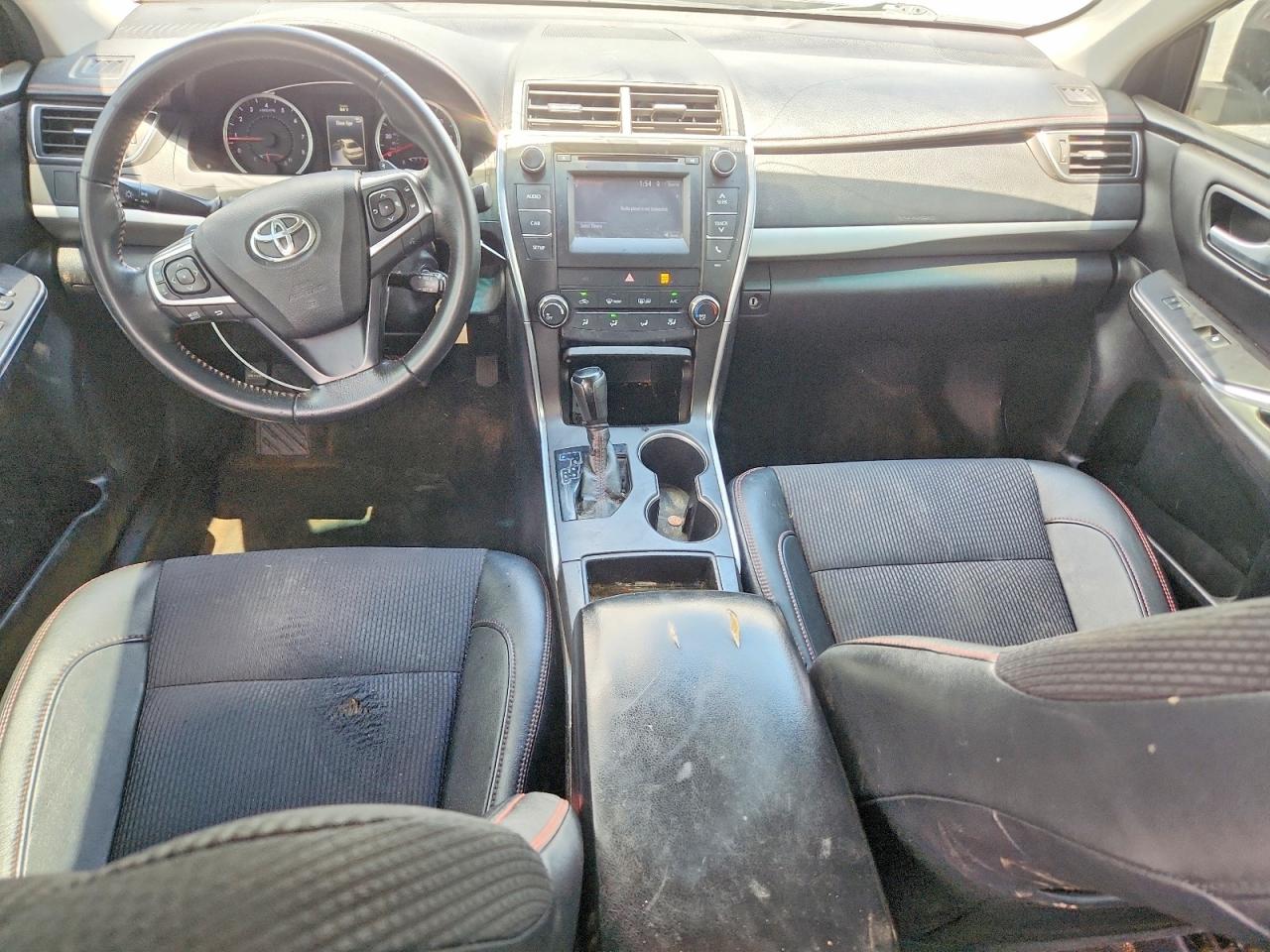 2017 TOYOTA CAMRY