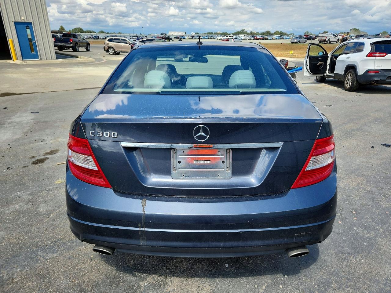 2011 MERCEDES-BENZ C-CLASS