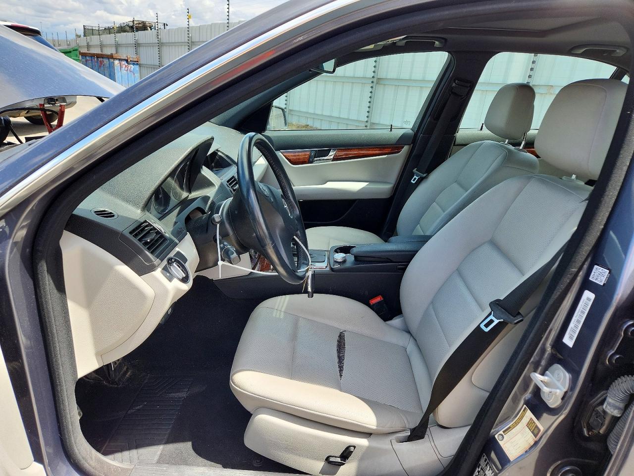 2011 MERCEDES-BENZ C-CLASS