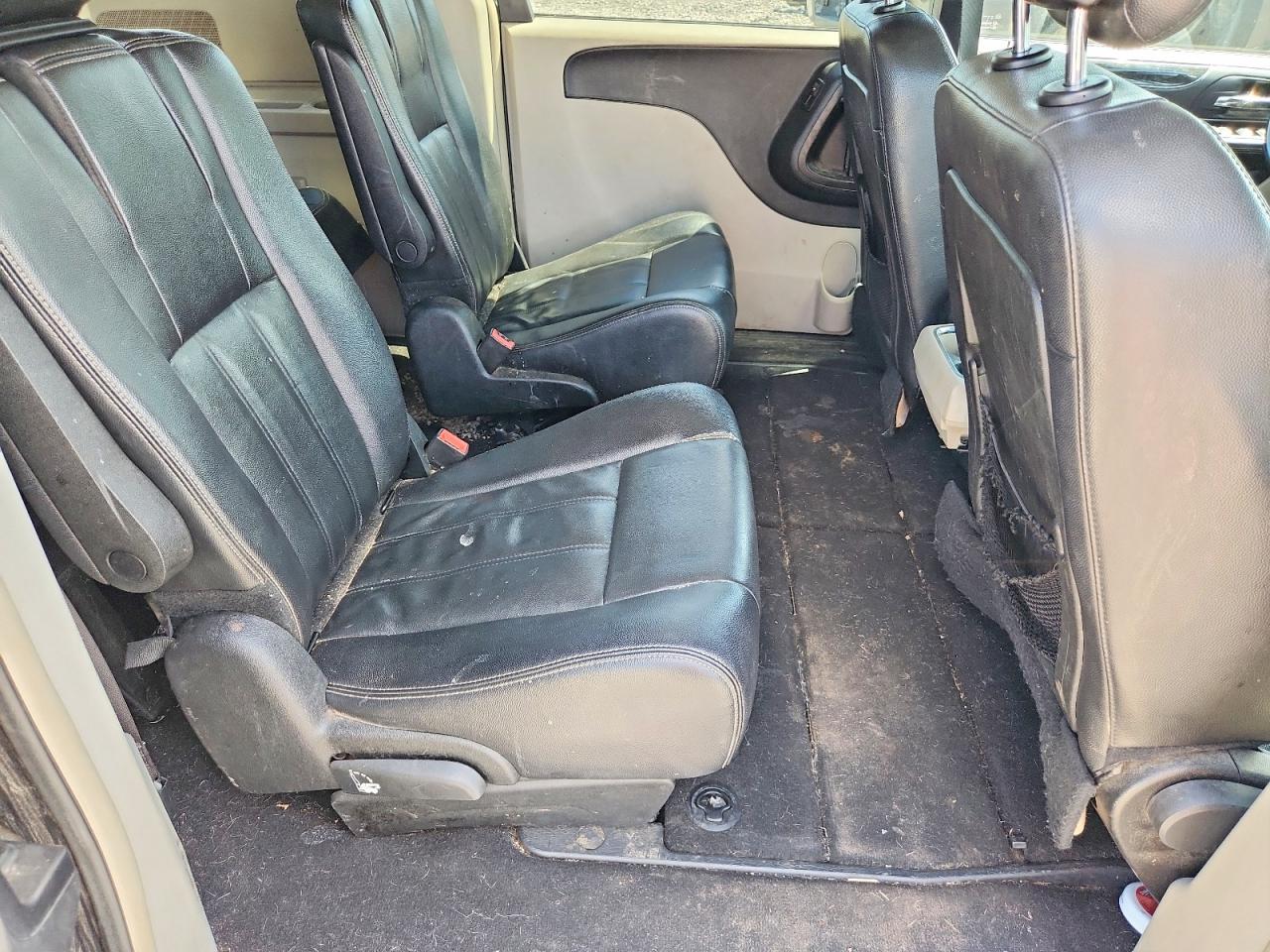 2014 CHRYSLER MINIVAN