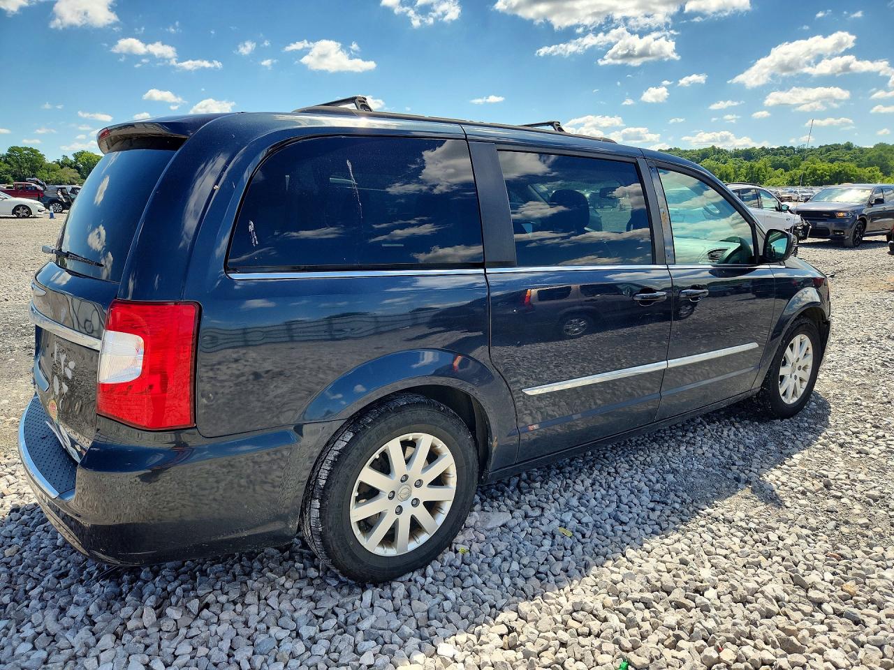 2014 CHRYSLER MINIVAN