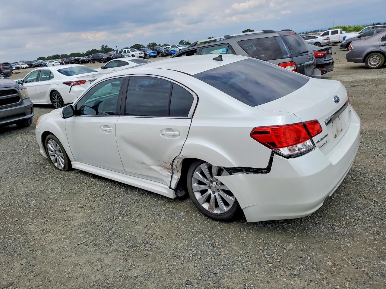 2011 SUBARU LEGACY