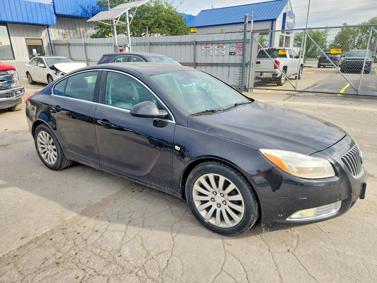 2011 BUICK REGAL