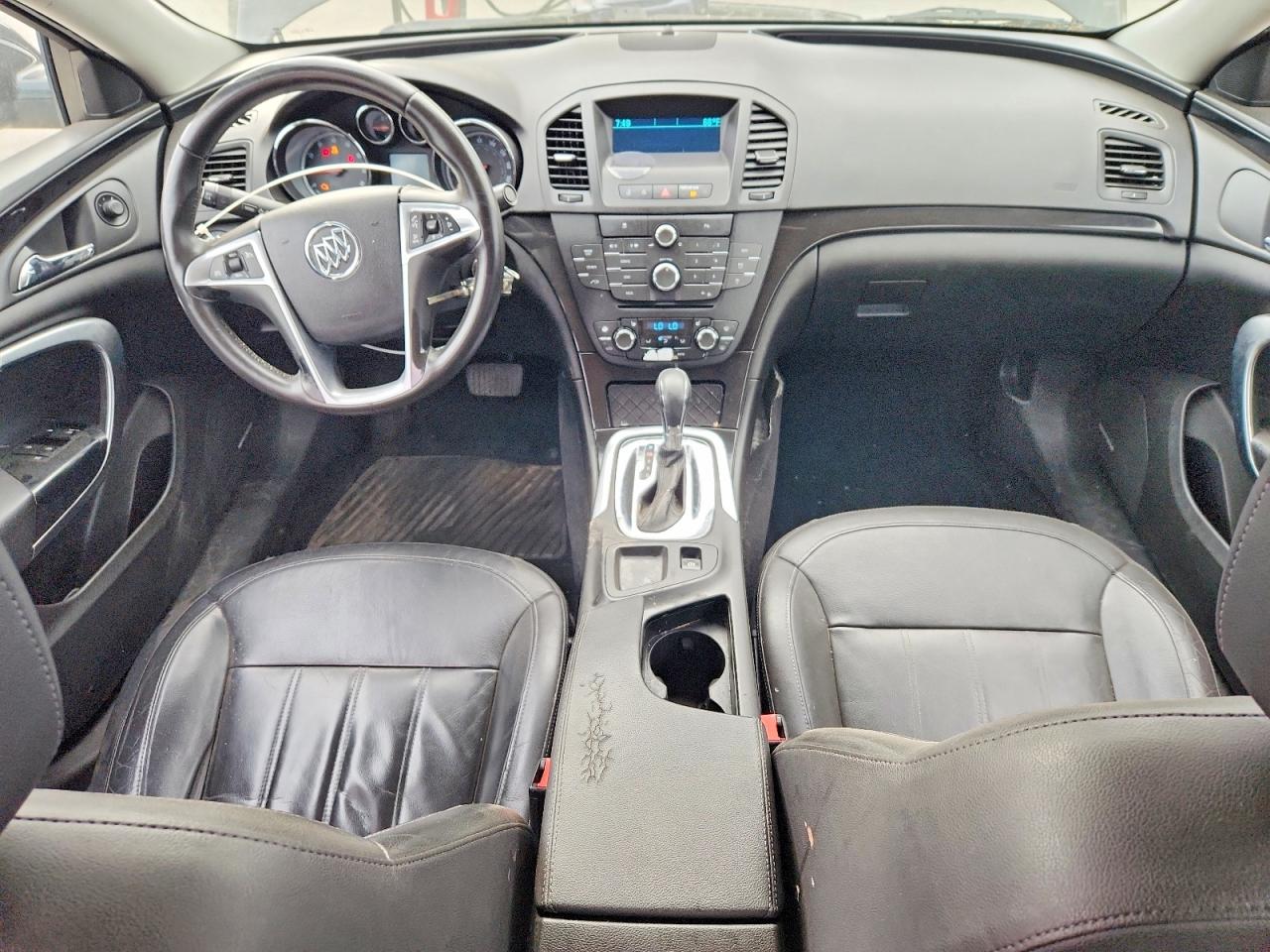 2011 BUICK REGAL