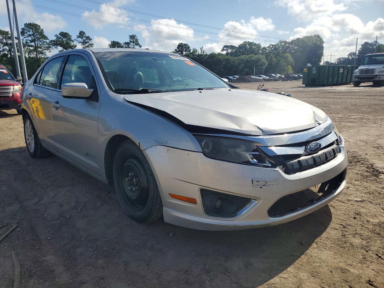 2010 FORD FUSION