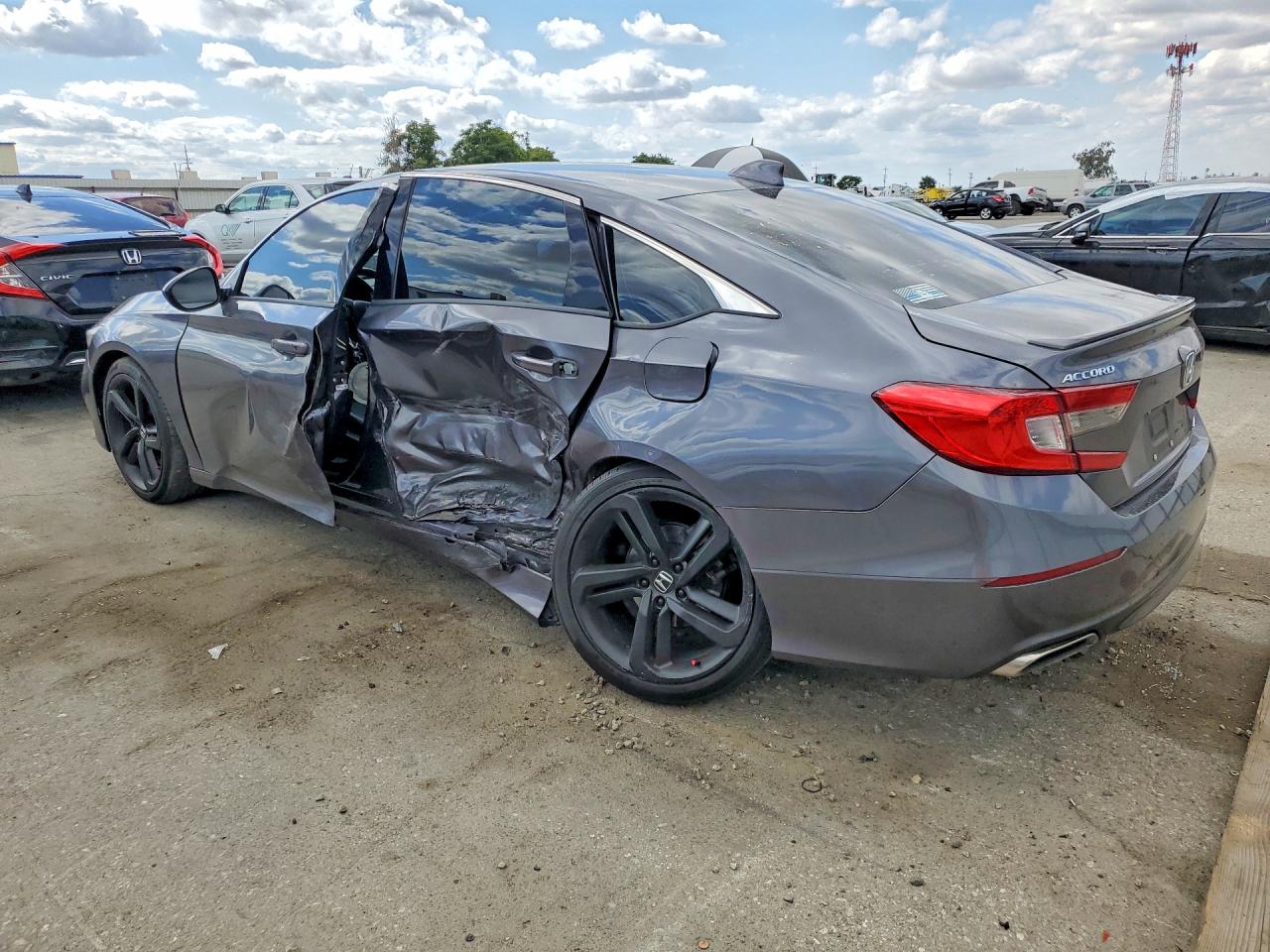 2018 HONDA ACCORD