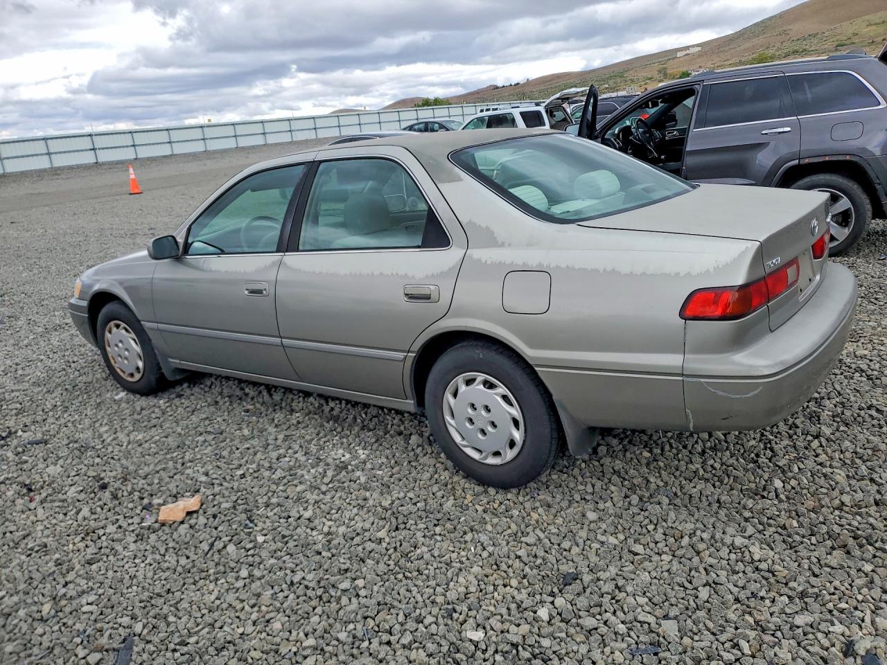 1998 TOYOTA CAMRY