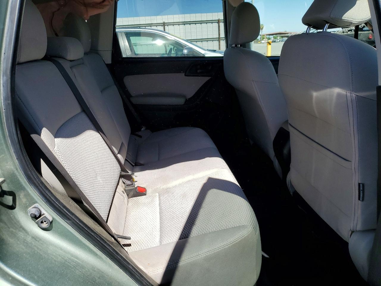 2016 SUBARU FORESTER