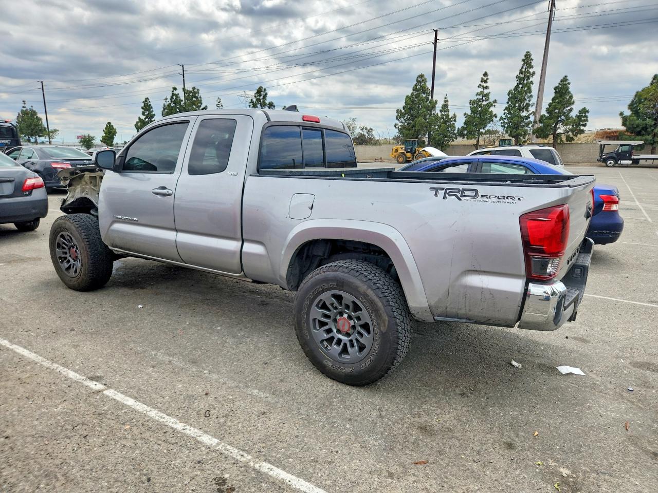 2018 TOYOTA TACOMA