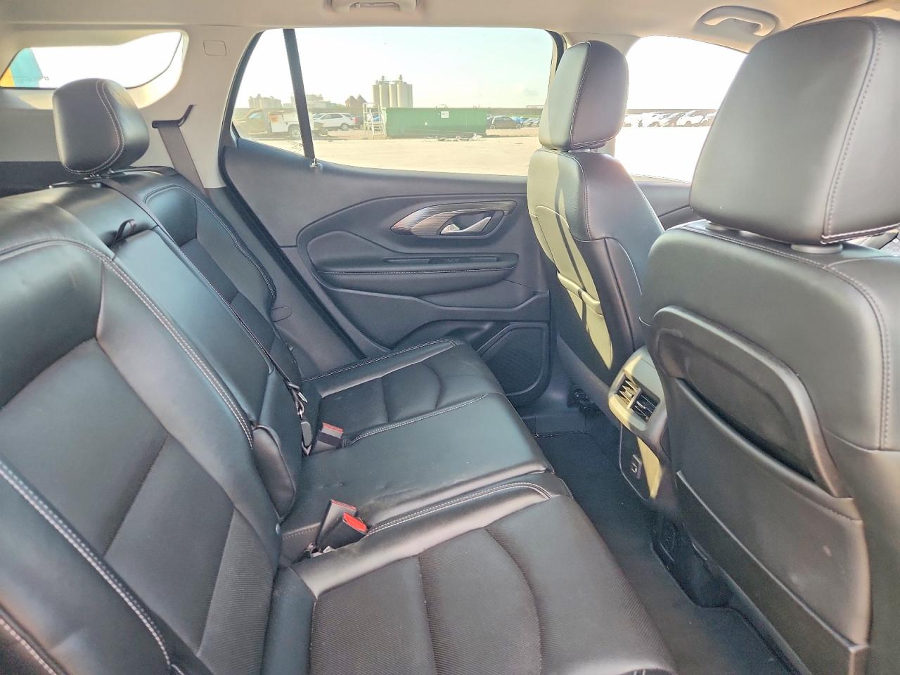 2023 GMC TERRAIN