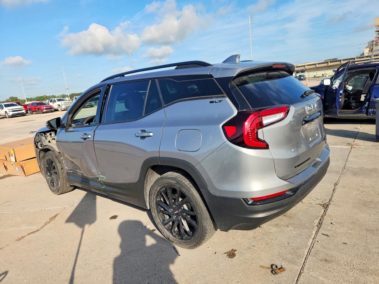 2023 GMC TERRAIN