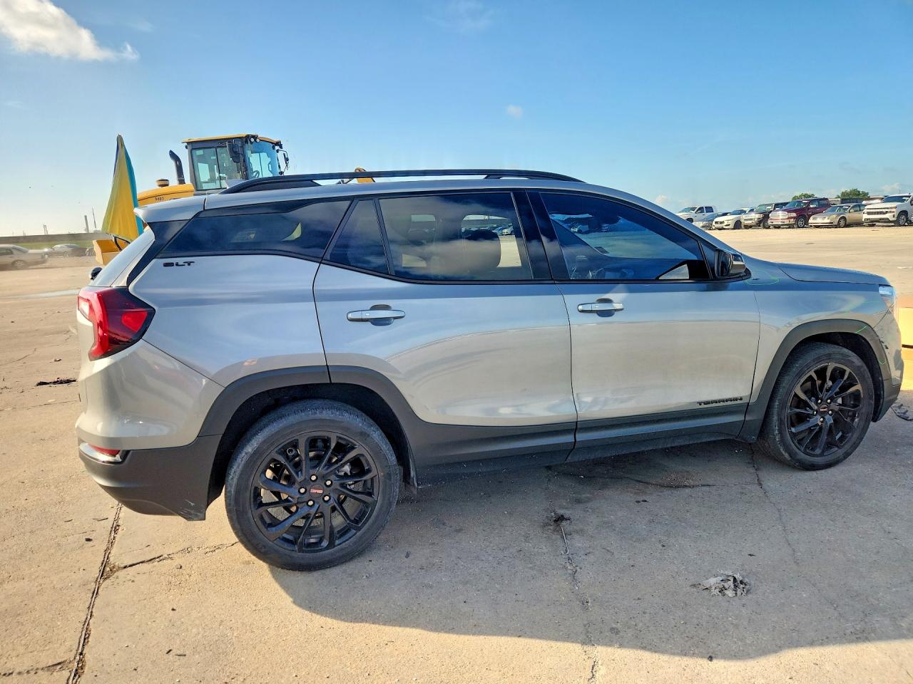 2023 GMC TERRAIN