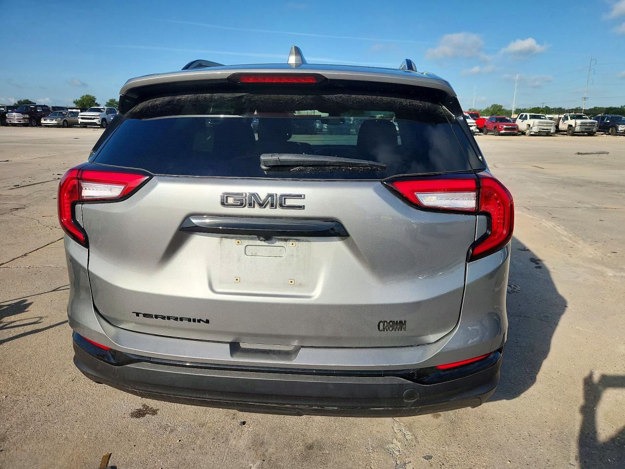 2023 GMC TERRAIN