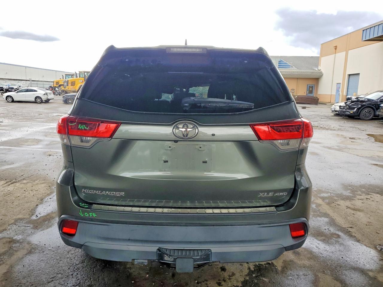 2018 TOYOTA HIGHLANDER